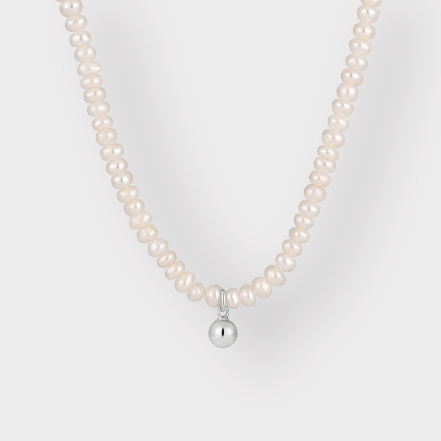 Gold Avery Pearl Necklace