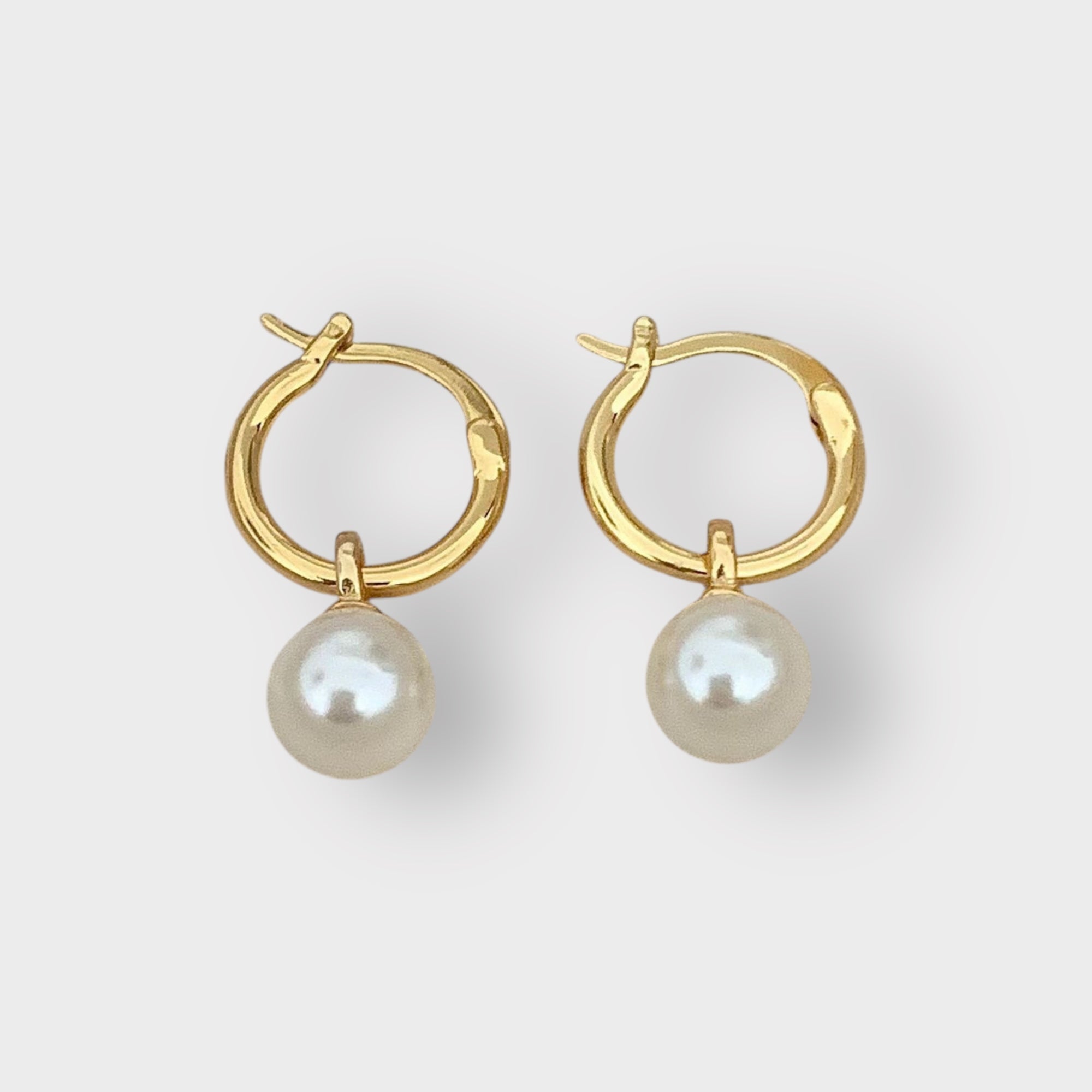 Gold Vera Pearl Hoop